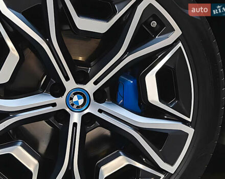 Черный БМВ iX, объемом двигателя 0 л и пробегом 20 тыс. км за 79999 $, фото 3 на Automoto.ua