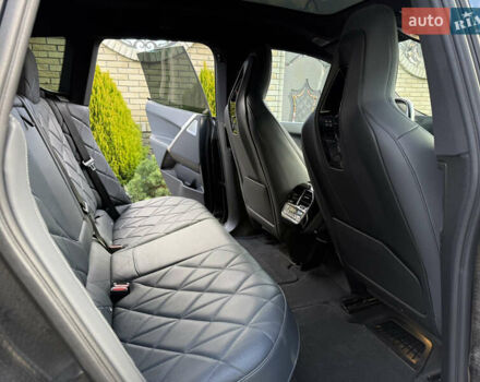 Черный БМВ iX, объемом двигателя 0 л и пробегом 57 тыс. км за 72000 $, фото 86 на Automoto.ua