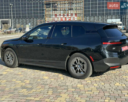 Черный БМВ iX, объемом двигателя 0 л и пробегом 113 тыс. км за 47500 $, фото 15 на Automoto.ua