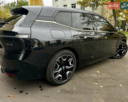 Черный БМВ iX, объемом двигателя 0 л и пробегом 71 тыс. км за 48240 $, фото 19 на Automoto.ua