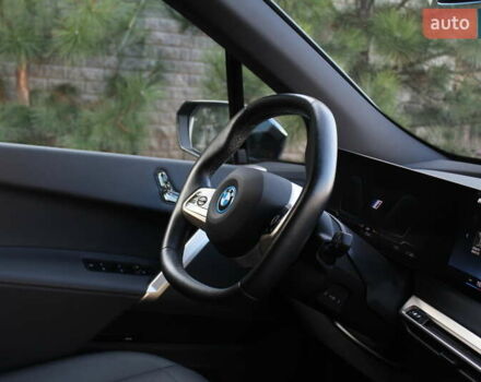 Черный БМВ iX, объемом двигателя 0 л и пробегом 27 тыс. км за 69700 $, фото 19 на Automoto.ua