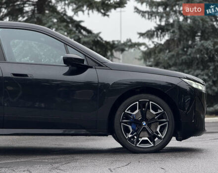 Черный БМВ iX, объемом двигателя 0 л и пробегом 18 тыс. км за 45900 $, фото 9 на Automoto.ua