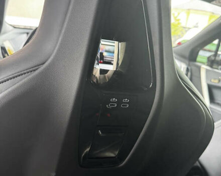 Черный БМВ iX, объемом двигателя 0 л и пробегом 71 тыс. км за 48240 $, фото 31 на Automoto.ua