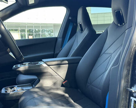 Черный БМВ iX, объемом двигателя 0 л и пробегом 14 тыс. км за 51999 $, фото 35 на Automoto.ua