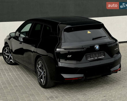 Черный БМВ iX, объемом двигателя 0 л и пробегом 27 тыс. км за 50000 $, фото 18 на Automoto.ua