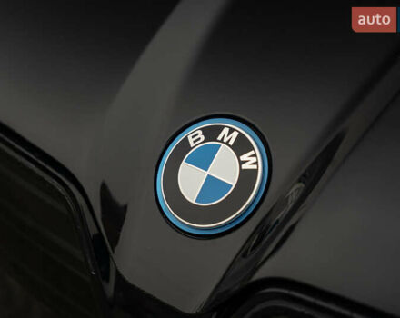 Черный БМВ iX, объемом двигателя 0 л и пробегом 40 тыс. км за 59900 $, фото 15 на Automoto.ua