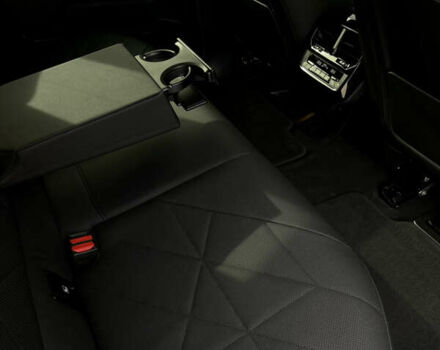 Черный БМВ iX, объемом двигателя 0 л и пробегом 27 тыс. км за 50000 $, фото 71 на Automoto.ua