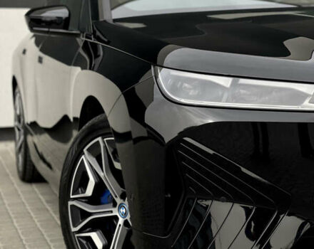 Черный БМВ iX, объемом двигателя 0 л и пробегом 27 тыс. км за 50000 $, фото 25 на Automoto.ua