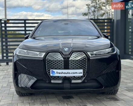 Черный БМВ iX, объемом двигателя 0 л и пробегом 45 тыс. км за 68700 $, фото 1 на Automoto.ua