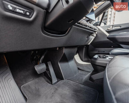 Черный БМВ iX, объемом двигателя 0 л и пробегом 67 тыс. км за 67000 $, фото 61 на Automoto.ua