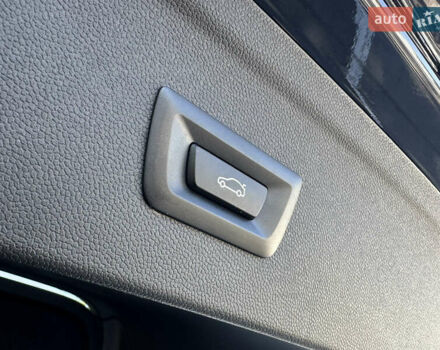 Черный БМВ iX, объемом двигателя 0 л и пробегом 14 тыс. км за 51999 $, фото 56 на Automoto.ua