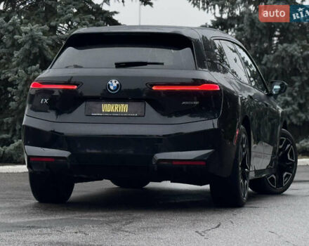 Черный БМВ iX, объемом двигателя 0 л и пробегом 18 тыс. км за 45900 $, фото 21 на Automoto.ua