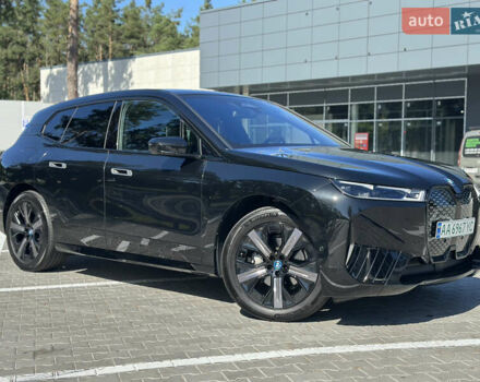 Черный БМВ iX, объемом двигателя 0 л и пробегом 14 тыс. км за 51999 $, фото 3 на Automoto.ua