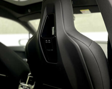 Черный БМВ iX, объемом двигателя 0 л и пробегом 27 тыс. км за 50000 $, фото 62 на Automoto.ua