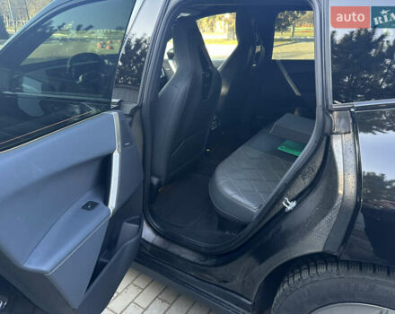 Черный БМВ iX, объемом двигателя 0 л и пробегом 113 тыс. км за 47500 $, фото 23 на Automoto.ua