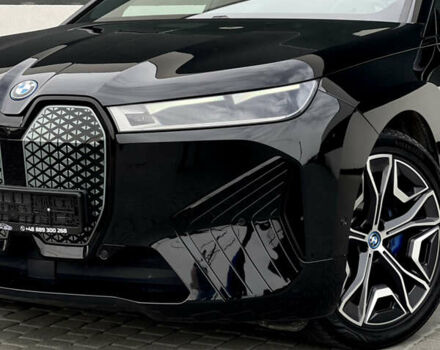 Черный БМВ iX, объемом двигателя 0 л и пробегом 27 тыс. км за 50000 $, фото 6 на Automoto.ua