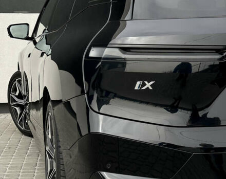 Черный БМВ iX, объемом двигателя 0 л и пробегом 27 тыс. км за 50000 $, фото 24 на Automoto.ua