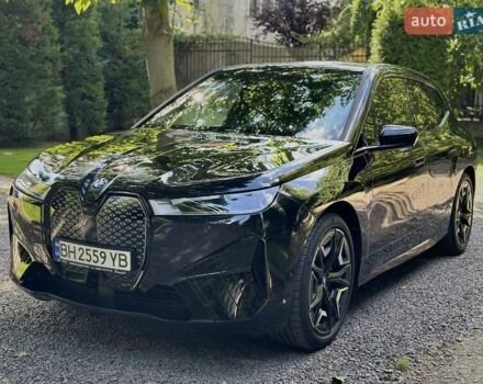 Черный БМВ iX, объемом двигателя 0 л и пробегом 48 тыс. км за 48000 $, фото 25 на Automoto.ua