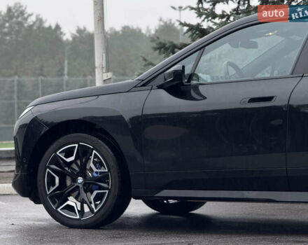 Черный БМВ iX, объемом двигателя 0 л и пробегом 18 тыс. км за 45900 $, фото 14 на Automoto.ua
