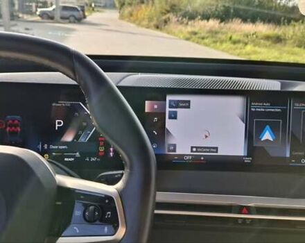 Черный БМВ iX, объемом двигателя 0 л и пробегом 48 тыс. км за 52000 $, фото 4 на Automoto.ua