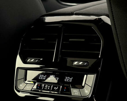 Черный БМВ iX, объемом двигателя 0 л и пробегом 27 тыс. км за 50000 $, фото 55 на Automoto.ua