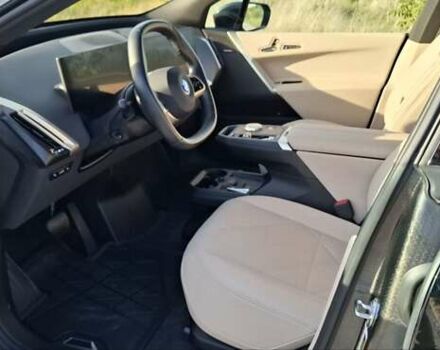 Черный БМВ iX, объемом двигателя 0 л и пробегом 48 тыс. км за 52000 $, фото 2 на Automoto.ua