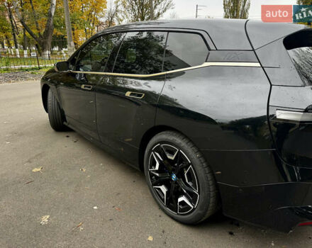 Черный БМВ iX, объемом двигателя 0 л и пробегом 71 тыс. км за 48240 $, фото 14 на Automoto.ua