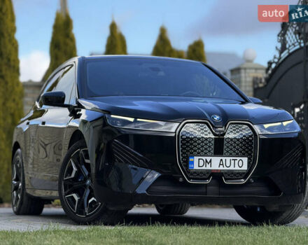 Черный БМВ iX, объемом двигателя 0 л и пробегом 57 тыс. км за 72000 $, фото 8 на Automoto.ua