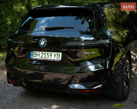 Черный БМВ iX, объемом двигателя 0 л и пробегом 48 тыс. км за 48000 $, фото 9 на Automoto.ua