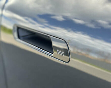 Черный БМВ iX, объемом двигателя 0 л и пробегом 54 тыс. км за 55000 $, фото 21 на Automoto.ua