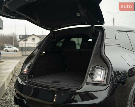 Черный БМВ iX, объемом двигателя 0 л и пробегом 40 тыс. км за 59900 $, фото 8 на Automoto.ua