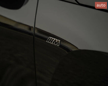 Черный БМВ iX, объемом двигателя 0 л и пробегом 40 тыс. км за 59900 $, фото 17 на Automoto.ua
