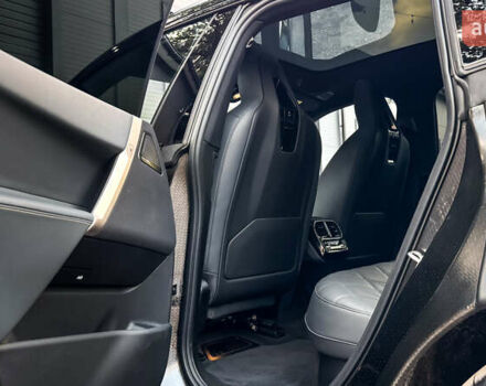 Чорний БМВ iX, об'ємом двигуна 0 л та пробігом 30 тис. км за 99900 $, фото 17 на Automoto.ua