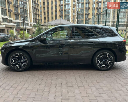 Чорний БМВ iX, об'ємом двигуна 0 л та пробігом 77 тис. км за 75900 $, фото 8 на Automoto.ua