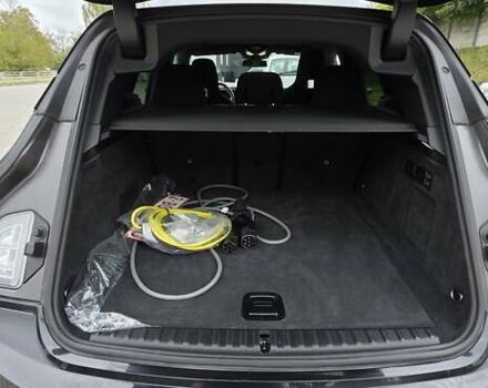 Черный БМВ iX, объемом двигателя 0 л и пробегом 98 тыс. км за 58800 $, фото 95 на Automoto.ua