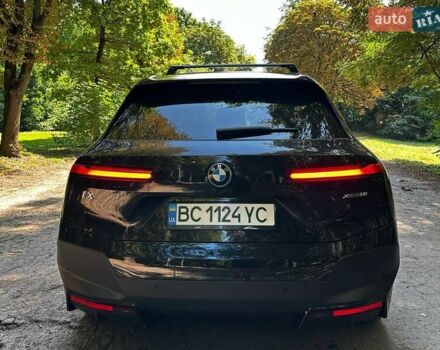 Черный БМВ iX, объемом двигателя 0 л и пробегом 59 тыс. км за 52500 $, фото 7 на Automoto.ua
