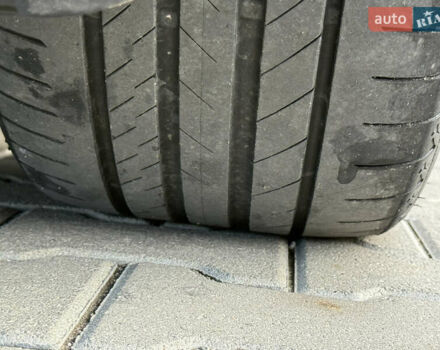 Черный БМВ iX, объемом двигателя 0 л и пробегом 46 тыс. км за 67999 $, фото 16 на Automoto.ua