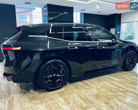 Чорний БМВ iX, об'ємом двигуна 0 л та пробігом 1 тис. км за 94900 $, фото 8 на Automoto.ua