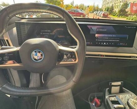 Черный БМВ iX, объемом двигателя 0 л и пробегом 12 тыс. км за 59999 $, фото 2 на Automoto.ua