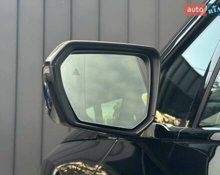 Черный БМВ iX, объемом двигателя 0 л и пробегом 17 тыс. км за 80900 $, фото 13 на Automoto.ua