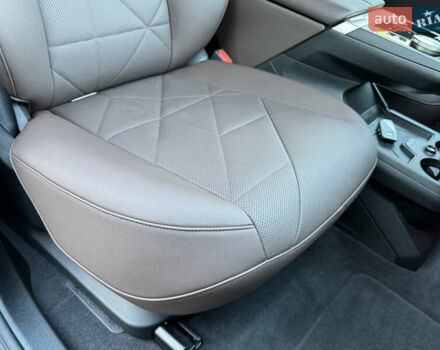 Черный БМВ iX, объемом двигателя 0 л и пробегом 72 тыс. км за 48500 $, фото 86 на Automoto.ua