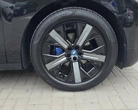 Черный БМВ iX, объемом двигателя 0 л и пробегом 98 тыс. км за 58800 $, фото 65 на Automoto.ua