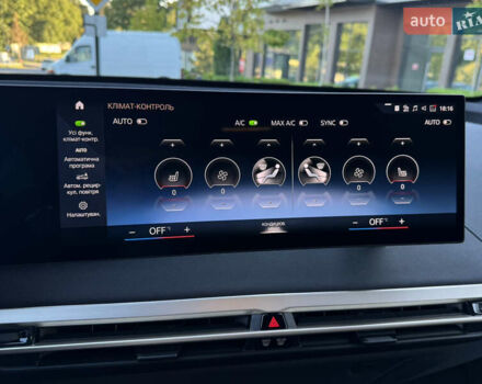 Черный БМВ iX, объемом двигателя 0 л и пробегом 72 тыс. км за 48500 $, фото 51 на Automoto.ua