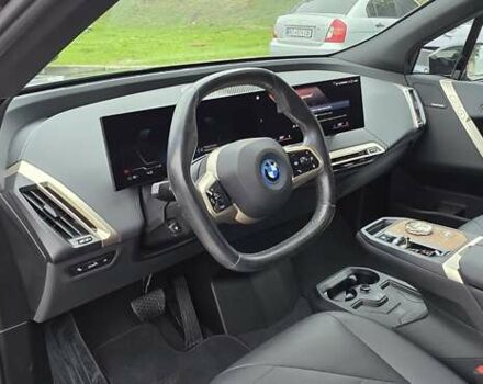 Черный БМВ iX, объемом двигателя 0 л и пробегом 98 тыс. км за 58800 $, фото 78 на Automoto.ua