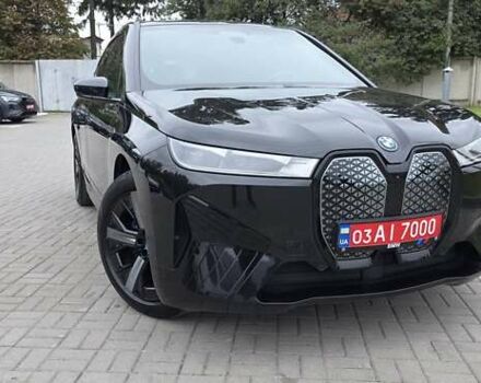 Черный БМВ iX, объемом двигателя 0 л и пробегом 98 тыс. км за 58800 $, фото 52 на Automoto.ua
