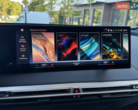 Черный БМВ iX, объемом двигателя 0 л и пробегом 72 тыс. км за 48500 $, фото 45 на Automoto.ua