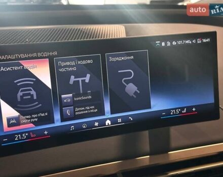 Черный БМВ iX, объемом двигателя 0 л и пробегом 62 тыс. км за 60390 $, фото 23 на Automoto.ua