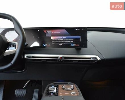 Чорний БМВ iX, об'ємом двигуна 0 л та пробігом 27 тис. км за 83000 $, фото 6 на Automoto.ua