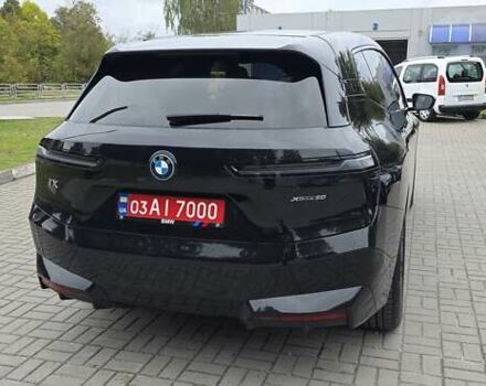 Черный БМВ iX, объемом двигателя 0 л и пробегом 98 тыс. км за 58800 $, фото 28 на Automoto.ua