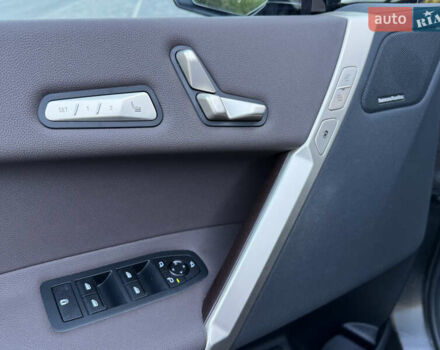 Черный БМВ iX, объемом двигателя 0 л и пробегом 72 тыс. км за 48500 $, фото 81 на Automoto.ua